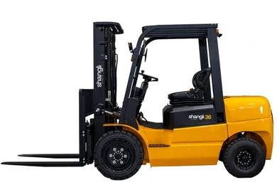 Empilhadeira Diesel Shangli 3600 kg Torre Triplex 4,8 metros Motor Xinchai